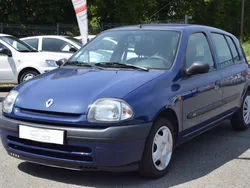 Renault clio ii 1.2 58cv rte / 5 portes / crochet d'attelage