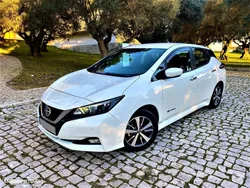 Nissan Leaf 40 kWh Acenta