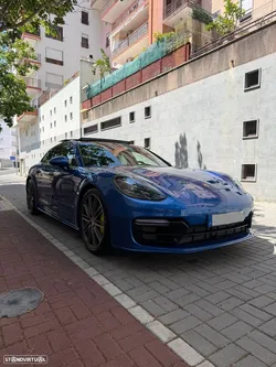 Porsche Panamera Sport Turismo 4 E-Hybrid