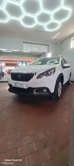 Peugeot 2008 BlueHDi 100 STOP & START Signature