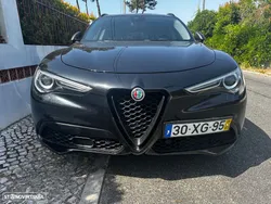 Alfa Romeo Stelvio 2.2 D B-Tech AT8