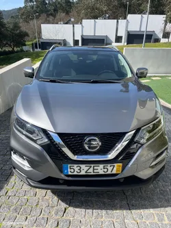 Nissan Qashqai 1.3 DIG-T N-Connecta J18