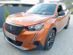 Peugeot 2008 Allure 1.2 Pure Tech 100cv