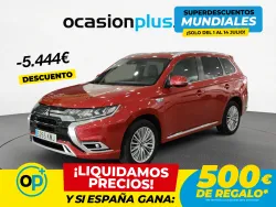 MITSUBISHI Outlander PHEV Kaiteki 4WD