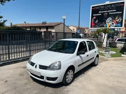 RENAULT Clio II 5 Portes Phase 2 Campus 1.2 i 16V GPL eco2 60 CV 116286 KM 1 ERE MAIN