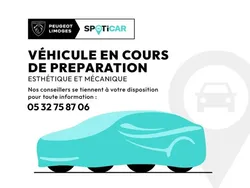 Peugeot 208 1.2 PureTech 100ch S&S Style / NAVIGATION + CAR PLAY