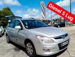 Hyundai i30 1.6 CRDI Com   AC        ( Viatura  Nacional )