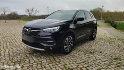 Opel Grandland X 1.2 T Design & Tech