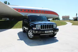 Jeep COMMANDER 3L V6 218 CV CRD "7 PLACES" OVERLAND "4X4" GPS RE CAMÉRA TOE ATTELAGE BOITE AUTO