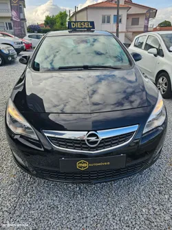 Opel Astra 1.3 CDTi Cosmo Start/Stop