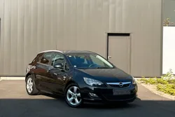 OPEL ASTRA 1.7CDTI PACK COSMO CLiMATISATION RÉG DE VITESSE JANTES 5 PORTES