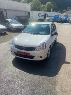 Renault clio ii campus 1.2 16v 75 cv * tres faible kms
