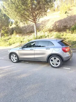 Mercedes-Benz GLA 180 Urban