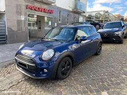 MINI 3 Portas One D Blackyard