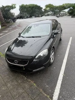 Volvo V40 D2