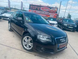 AUDI A3 II SPORTBACK 1.6 TDi 105CH 5P AMBITION * XENON CLIM RÉGULATEUR JANTES ALU * CARNET + FACTURES D'ENTRETIEN À JOUR