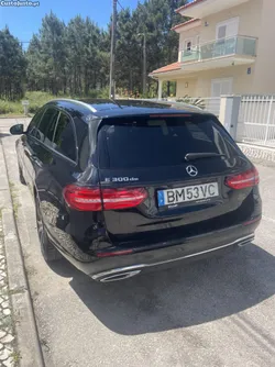 Mercedes-Benz E 300 de plug-in diesel