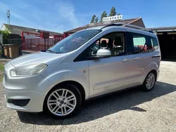 Ford Tourneo Courier COMBI 1.5 TDCI 75 TITANIUM