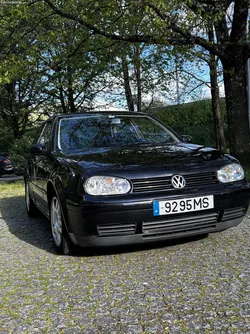 VW Golf 1.6sr