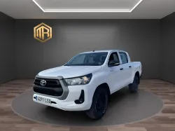 TOYOTA Hilux Cabina Doble GX