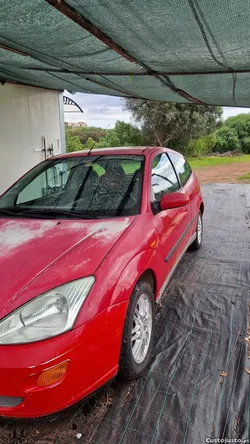 Ford Focus 1.4 gasolina