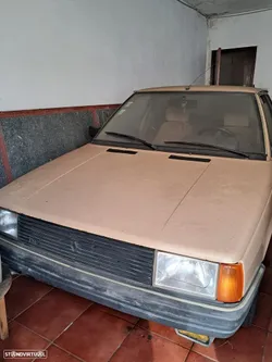 Renault 9