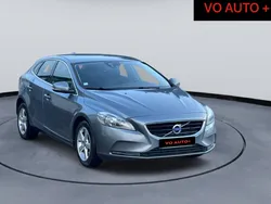Volvo V40 D2 120 ch Momentum