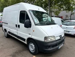 PEUGEOT BOXER FGN TOLE 330 MH 2.0 HDi STANDARD/PAIEMENT 10X EN CB