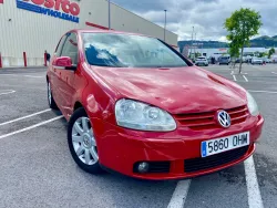 VOLKSWAGEN Golf 1.9TDI Sportline 105