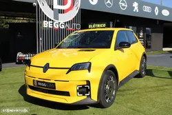 Renault 5 E-Tech 40 kWh Techno Autonomia Urbana