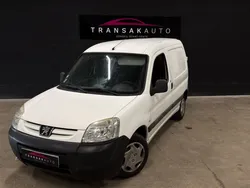PEUGEOT PARTNER FGN 120 L1 1.6 HDI 75ch - DISTRIBUTION À JOUR