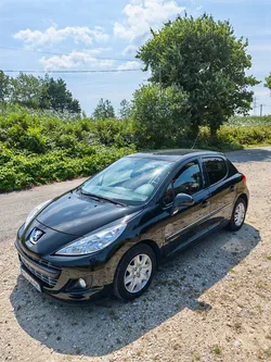 207 1.4 16v 95ch édition 64 CT ok Tres bon état