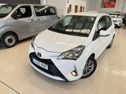 TOYOTA Yaris 1.5 Active