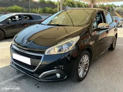 Peugeot 208 1.2 VTi SE Style