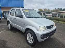 Daihatsu terios 4x4 1.3vvti 86 chx ,moteur a chaine,clim,vitres elecs,ct ok ,garantie 3 mois et revision effectuee,repr possible