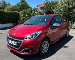 Peugeot 208 1.2 Essence 110 CH Allure