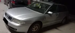Audi A4 2.5tdi v6 150cv