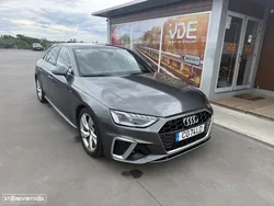 Audi A4 30 TDI S tronic S line