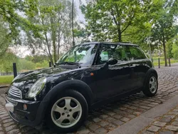 MINI COOPER 1.6 115 CH – 137 000 KM – TOIT PANORAMIQUE – GARANTIE 6 MOIS Superbe etat ( fiable moteur bmw )
