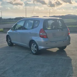 Honda Jazz 1200 gasolina 78cv