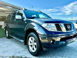 Nissan Navara 2.5 dCi CD LE Premium