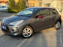 Citroën DS3 So Chic 1.6 HDI 92 Cv Radars De Recul/Ordinateur De Bord/Garantie 12 Mois