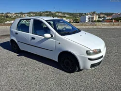Fiat Punto 1.2 16v HLX 80cv AC Estimado