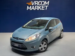 FORD Fiesta 1.4 96ch Ghia - 2009 - Essence - Boîte Auto - Climatisation - Sièges chauffants - Bluetooth