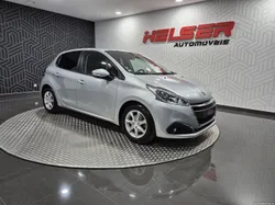 Peugeot 208 1.6 BlueHDi Style