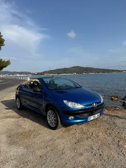 Peugeot décapotable 206 CC 1.6