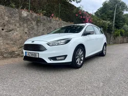 Ford Focus 1.5tdci 120cv como nova!!