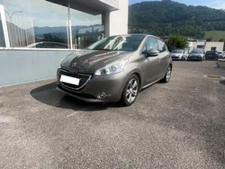 Peugeot 208 1.6 e-HDi 115 ch – 2012 – 150 839 km – Dépôt-Vente – Carnet d'entretien – Garantie 12 mois possible