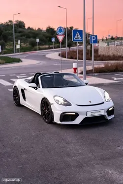 Porsche 718 Spyder Standard