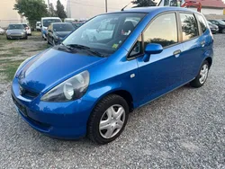 Honda jazz 1,3 essence, boîte automatique 74600km carnet, entretien Honda